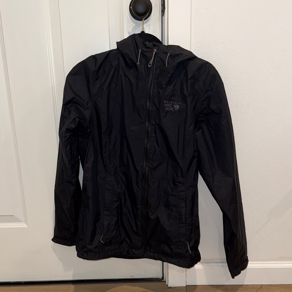 Mountain Hardwear women’s Black Hooded Rain Jacket